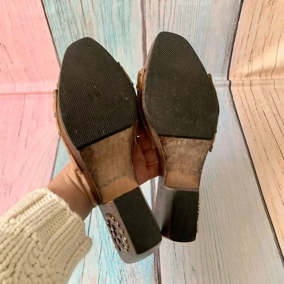 Vintage wooden studded open toe slip on heeled sandals - Picture 10 of 14